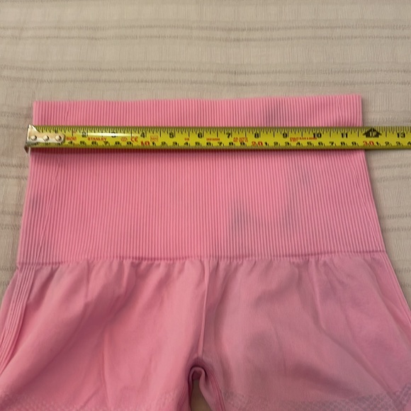 Pink Workout Set - Picture 4 of 10